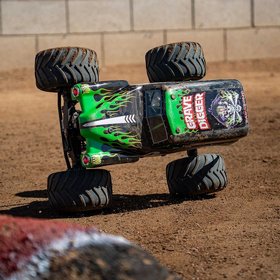 מכונית Losi LMT 2.0 Brushless 1/8 ירוקה מכונית Losi LMT 2.0 Brushless 1/8 ירוקה